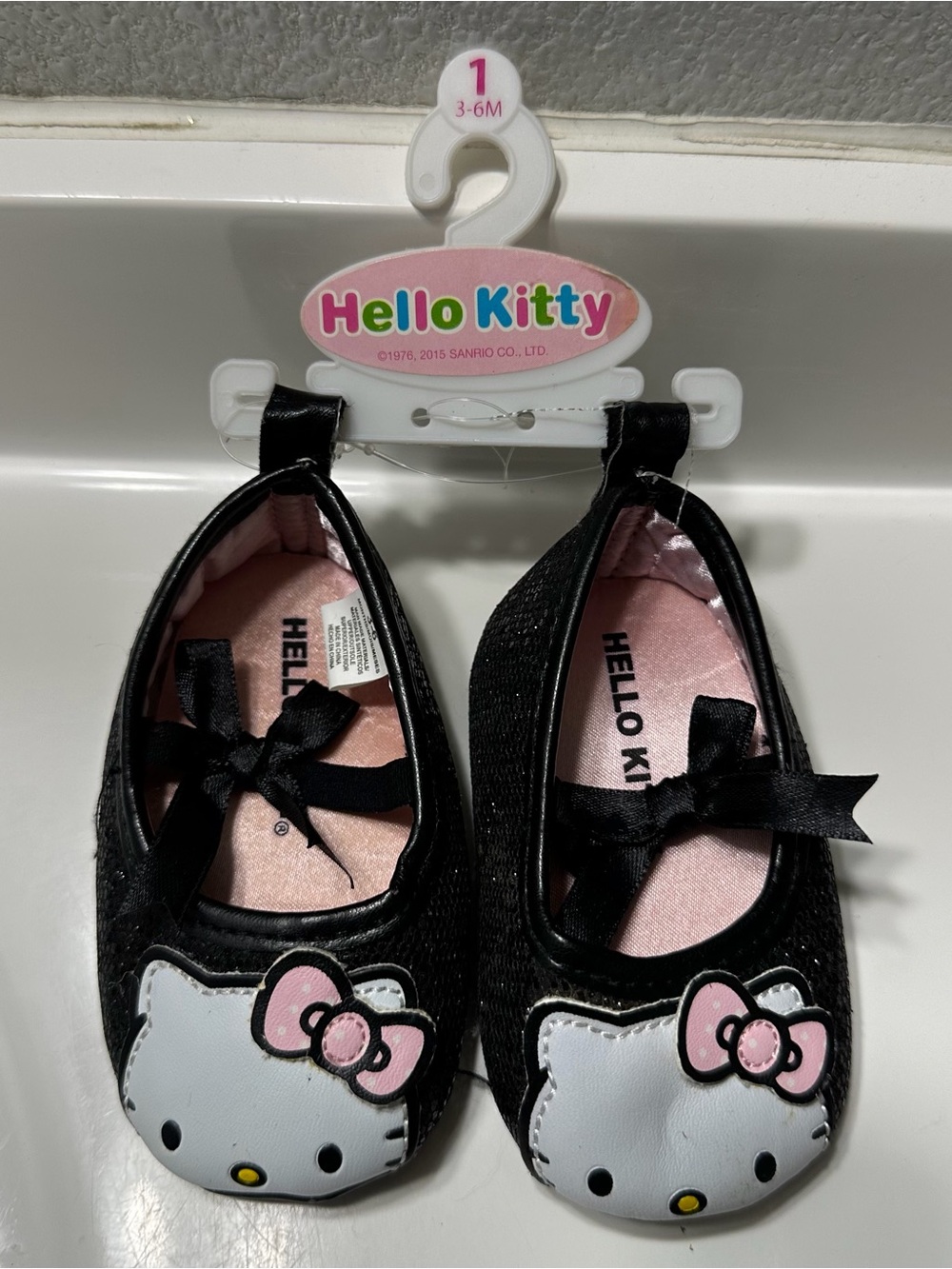 Hello Kitty Baby Girls Black & Pink Mary Jane Shoes
